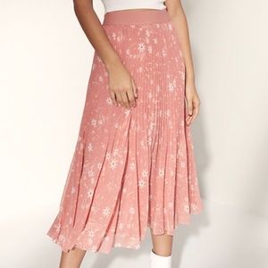 Wilfred Twirl Midi Skirt